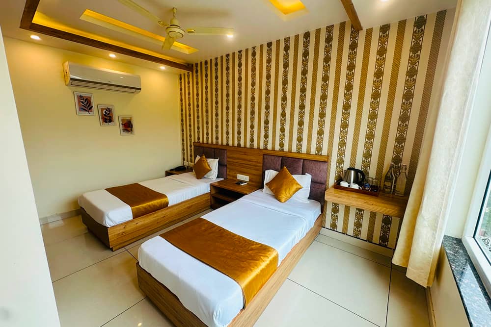 twin-room